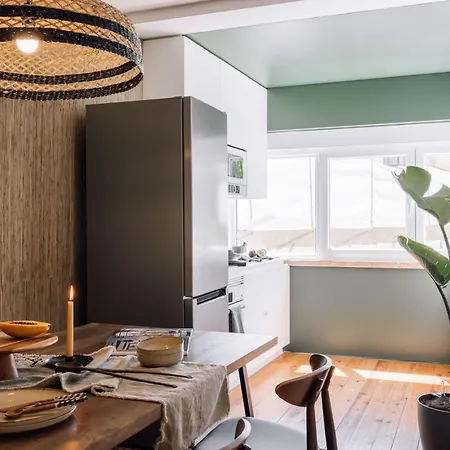 Luama - 2 Bedrooms In Campo De Ourique Apartament *