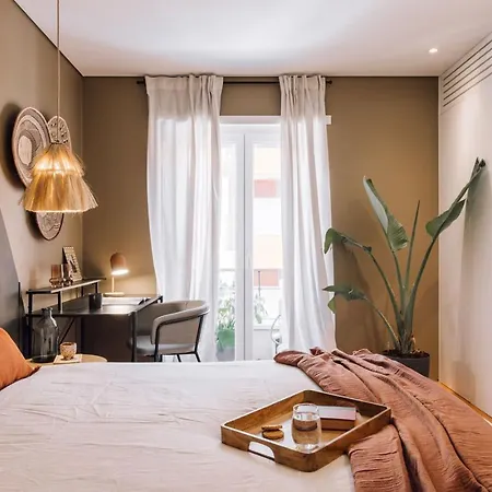 Apartman Luama - 2 Bedrooms In Campo De Ourique