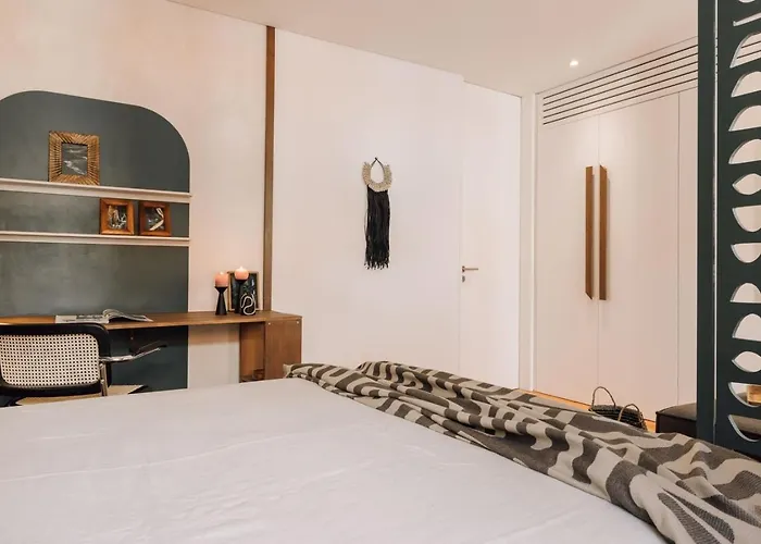 Luama - 2 Bedrooms In Campo De Ourique Apartment *